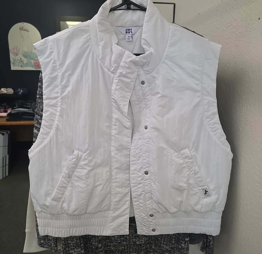 Joy Joy White Women's Sleeveless Puffer Vest